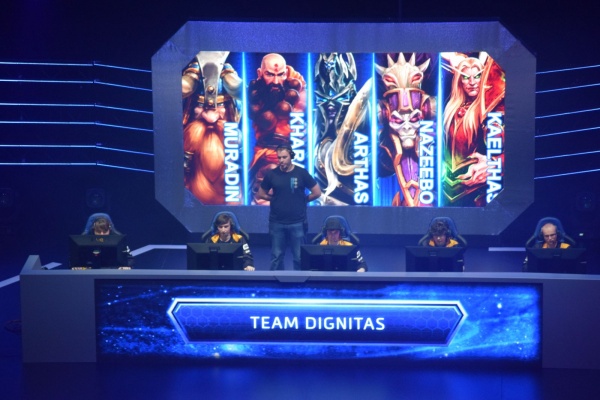 Road_to_BlizzCon2015_resize_DSC_0080_result