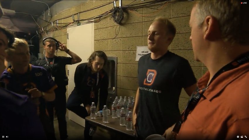 2016-08-13 23_32_33-dota2ti - Twitch