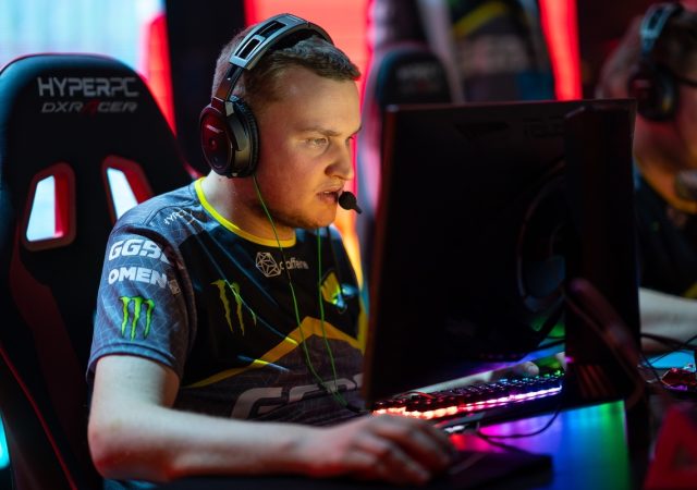 Flamie_@_EPICENTER_2019_CS