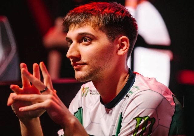 Arteezy_Dota_2_The_International_2022_24_1
