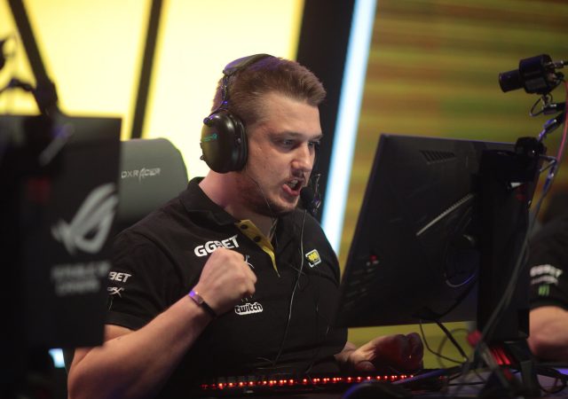 Zeus_at_CS_StarLadder_i-League_StarSeries_S4