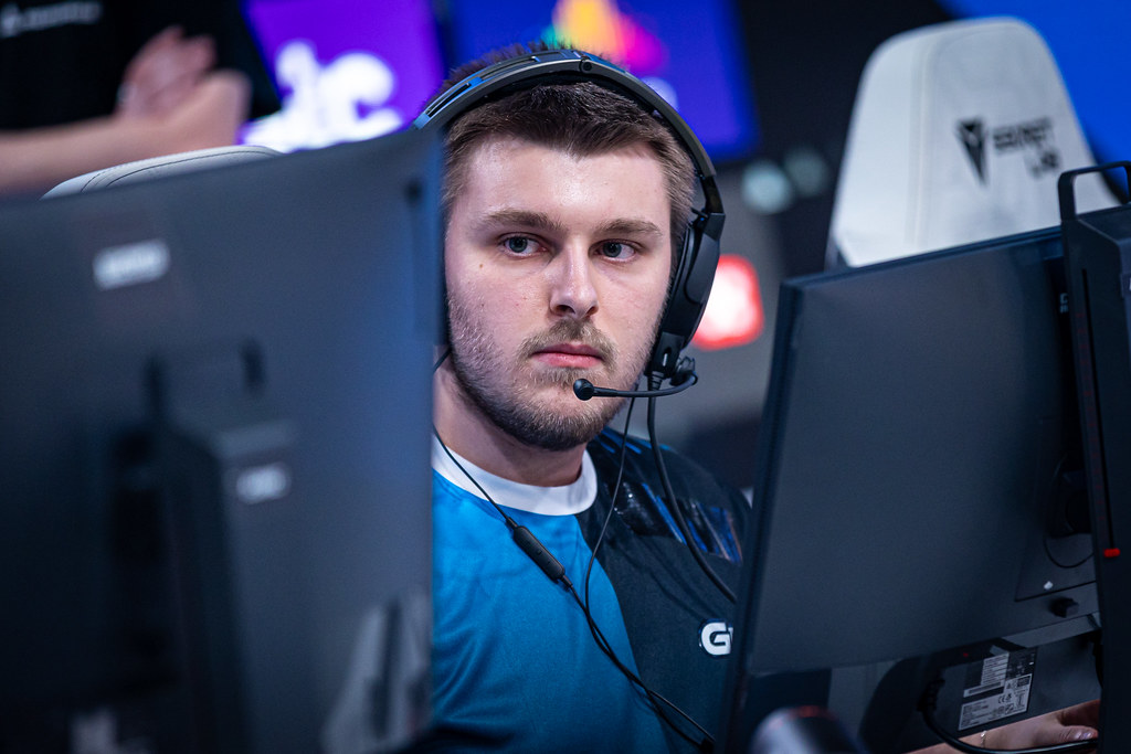 Kursy_at_Esports_World_Cup_2025
