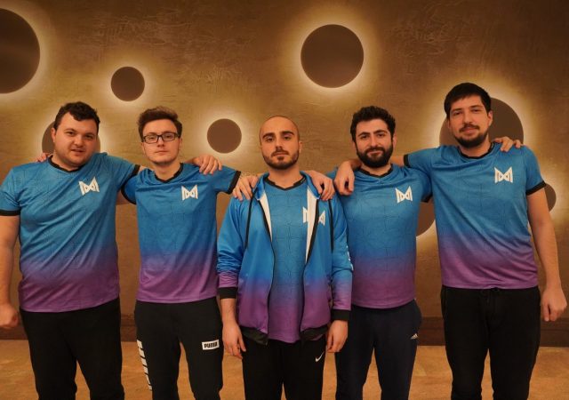 nigma-groupphoto1-w33