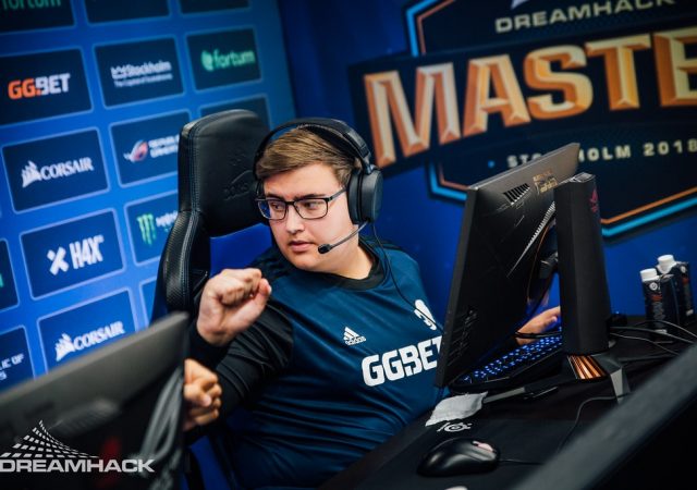 niko-dreamhack-stockholm-1