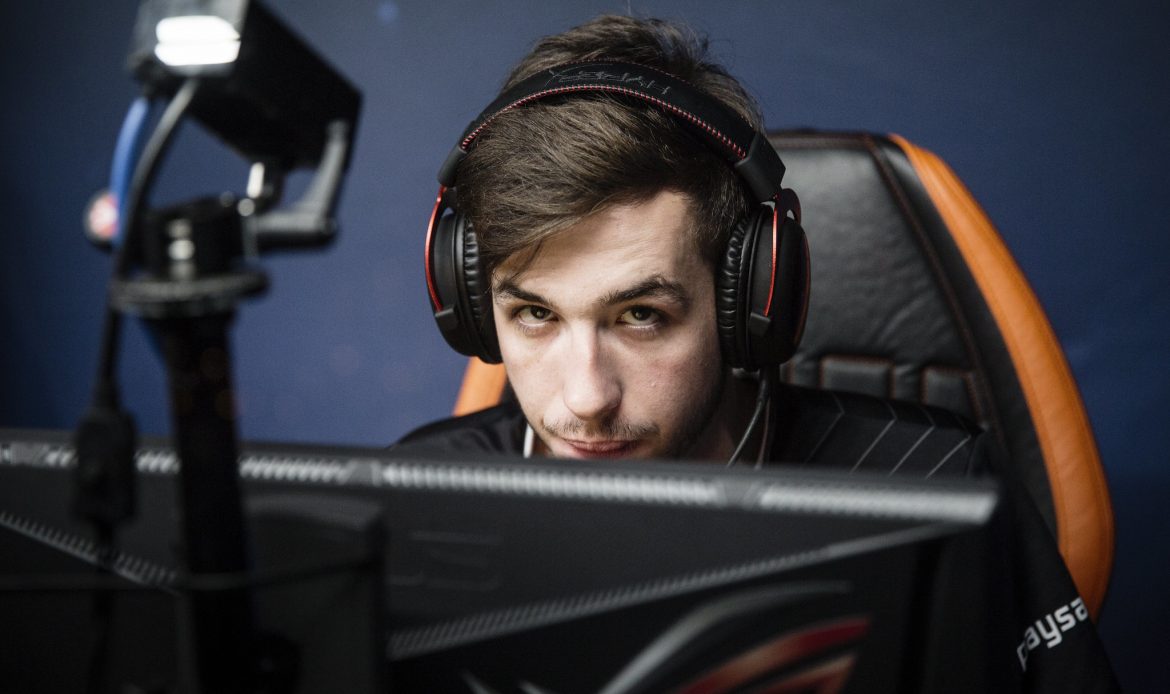 KennyS tvrdi da FACEIT ima bolje CS2 servere od Valvea RUR Esports