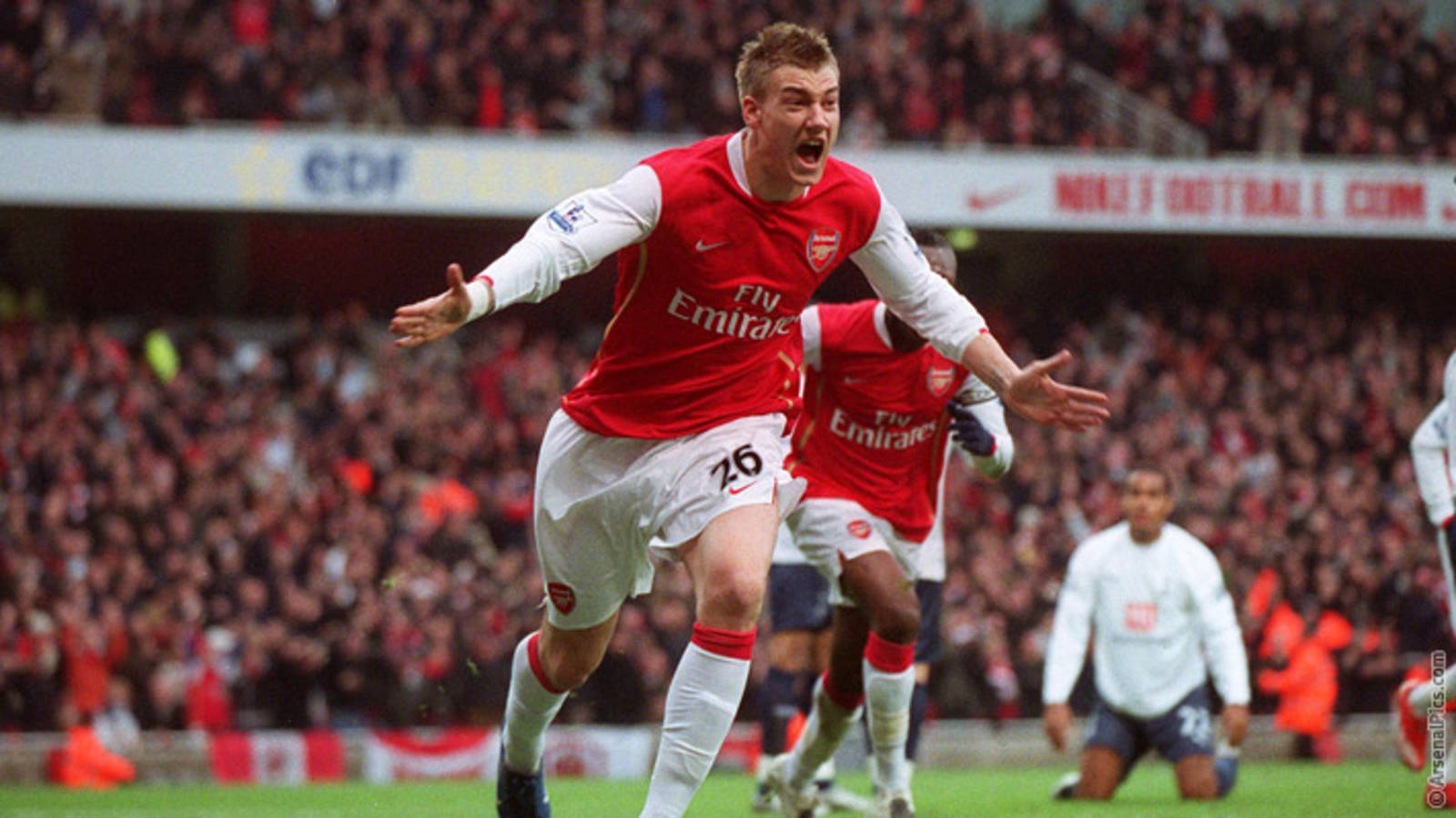 bendtner-arsenal