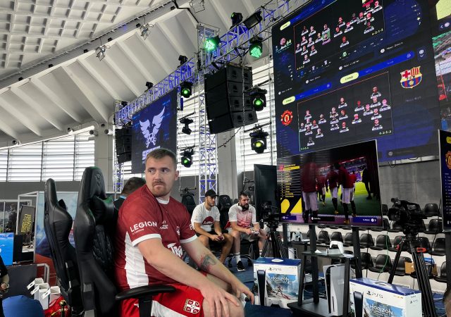 eef-efootball-roksa-18