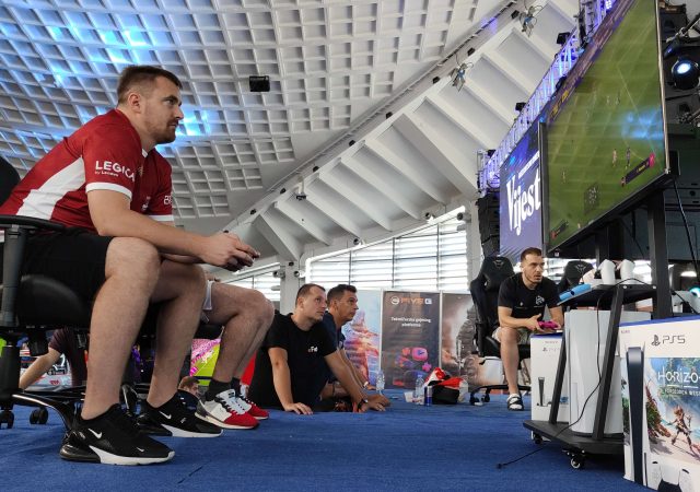 roksa-eef-efootball-10