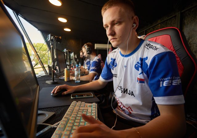 kind0-srbija-csgo-iesf2023-semis-team secret-esports-Major