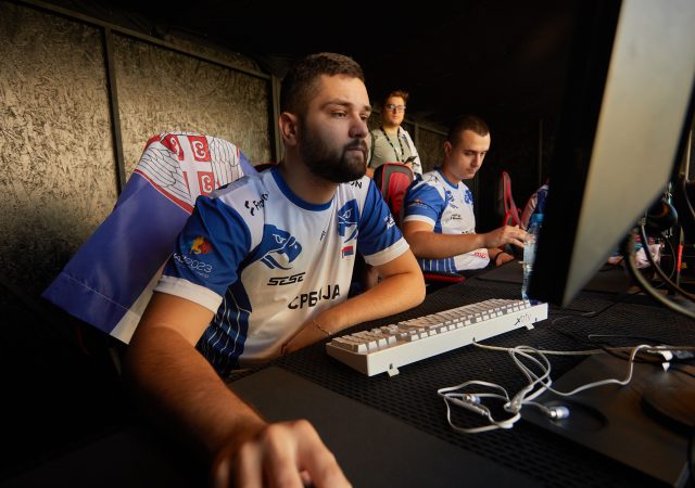 cs2-IESF2023-VLDN-esports