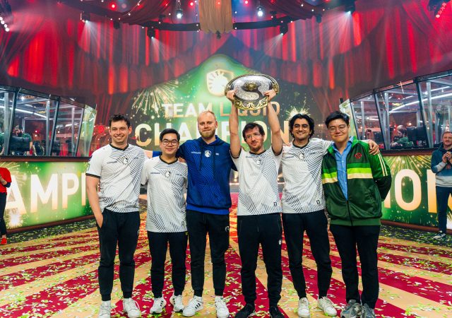Team_Liquid_Dota_2_International_TI13_champs_2