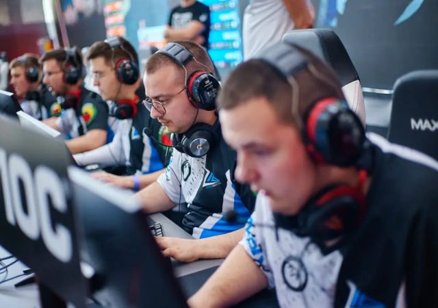 zero tenacity adria z10