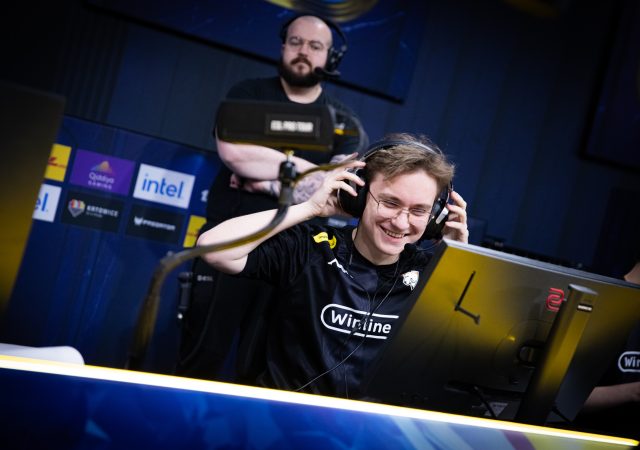 FL4MUS_at_IEM_Katowice_2025