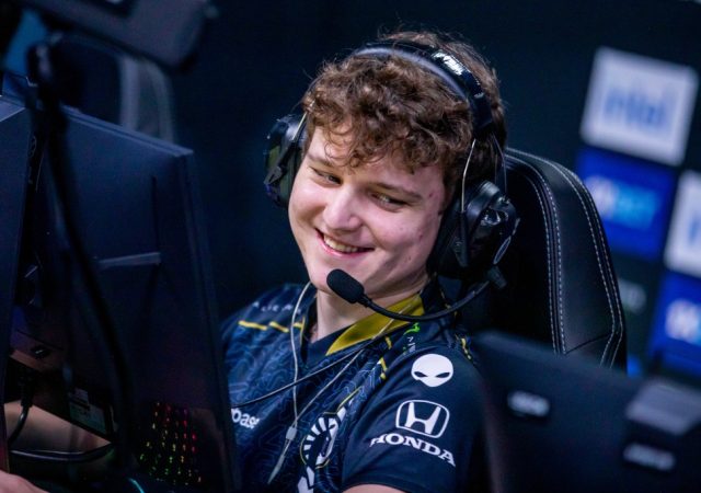 YEKINDAR_at_Rio_Major_2022_AME_RMR