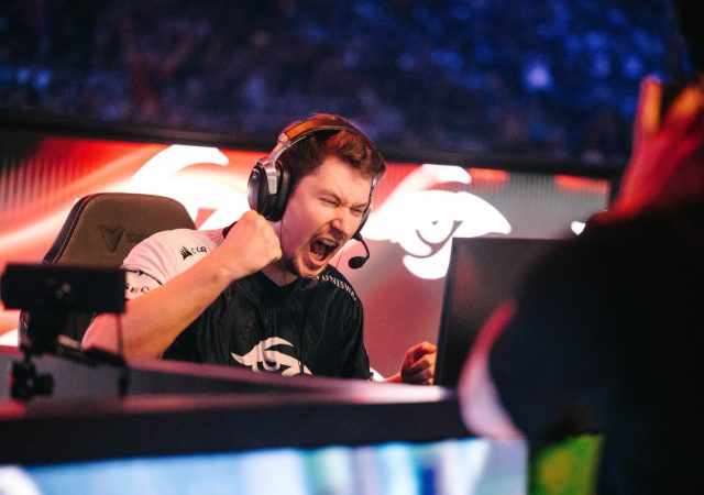 Puppey_at_Dota_2_The_International_2022_2