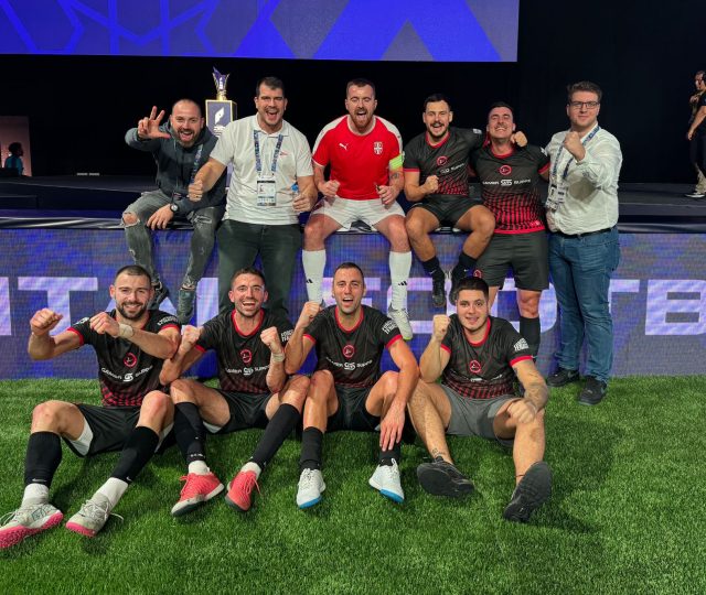 z10 sese phygital football