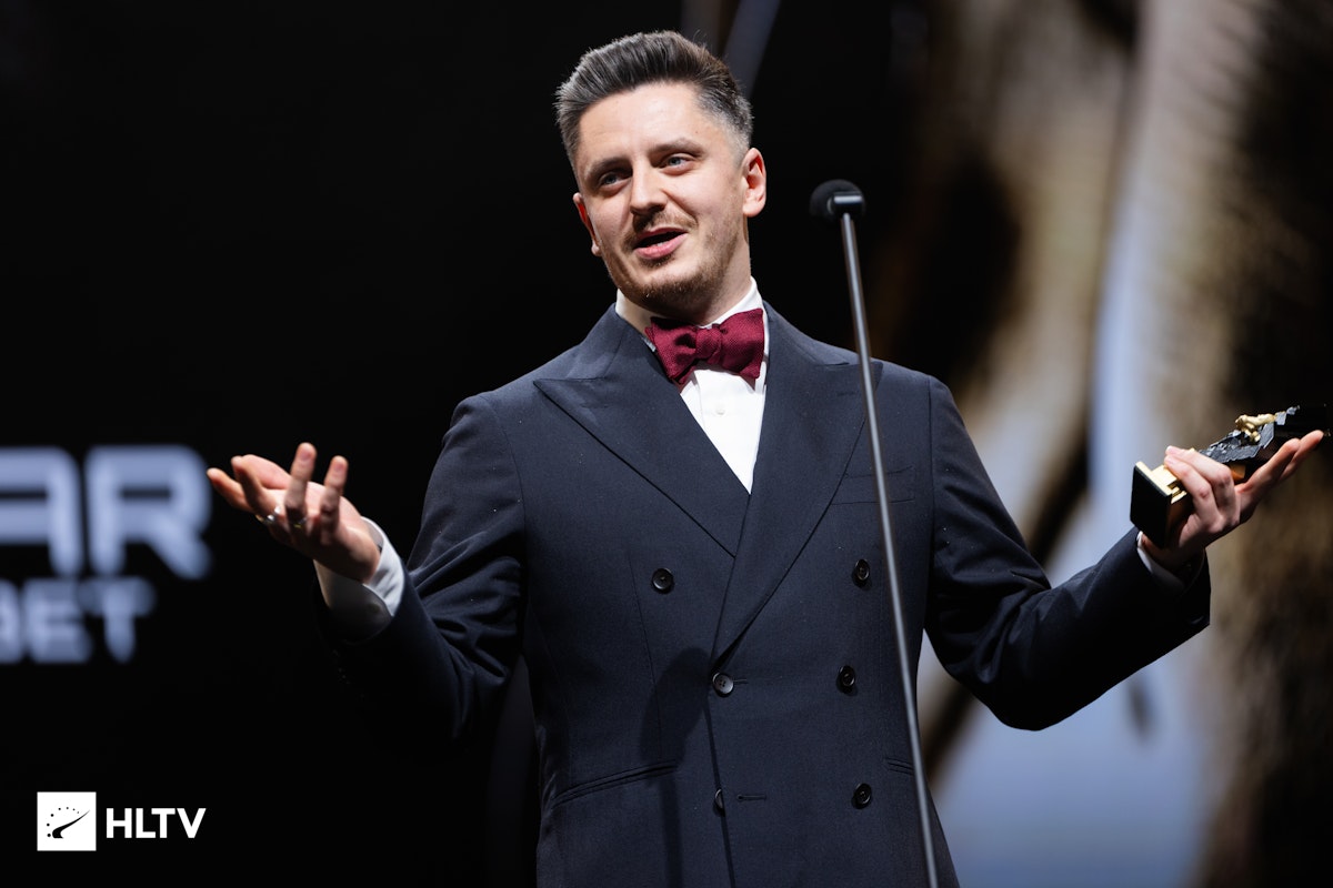 CS2_HLTV_Awards_2025_Apex_1