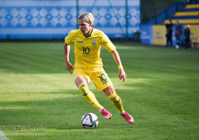 FACEIT_mihajlo_mudrik_dynamomania_wikimedia_commons_1